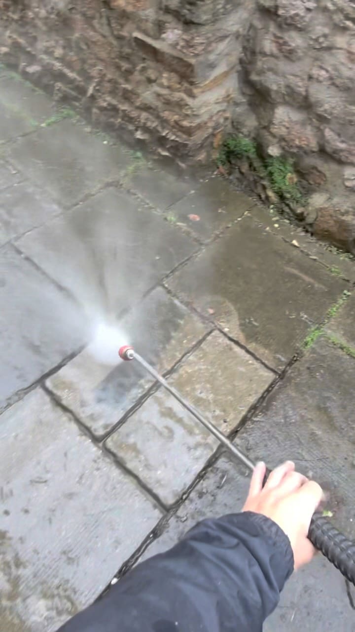 Sound on. There’s something addictive about watching the grime disappear.

Satisfying pressure washing in Bristol—one slow pass at a time. Just the sound of the water and a clean finish emerging underneath. Your daily pressure washing ASMR fix.

Could you watch this all day, or are you itching to take over?

Bristol homeowners—need your outdoor surfaces cleaned? DM us for a quote.

#PressureWashing #SatisfyingCleaning #ASMR #Satisfying #Viral